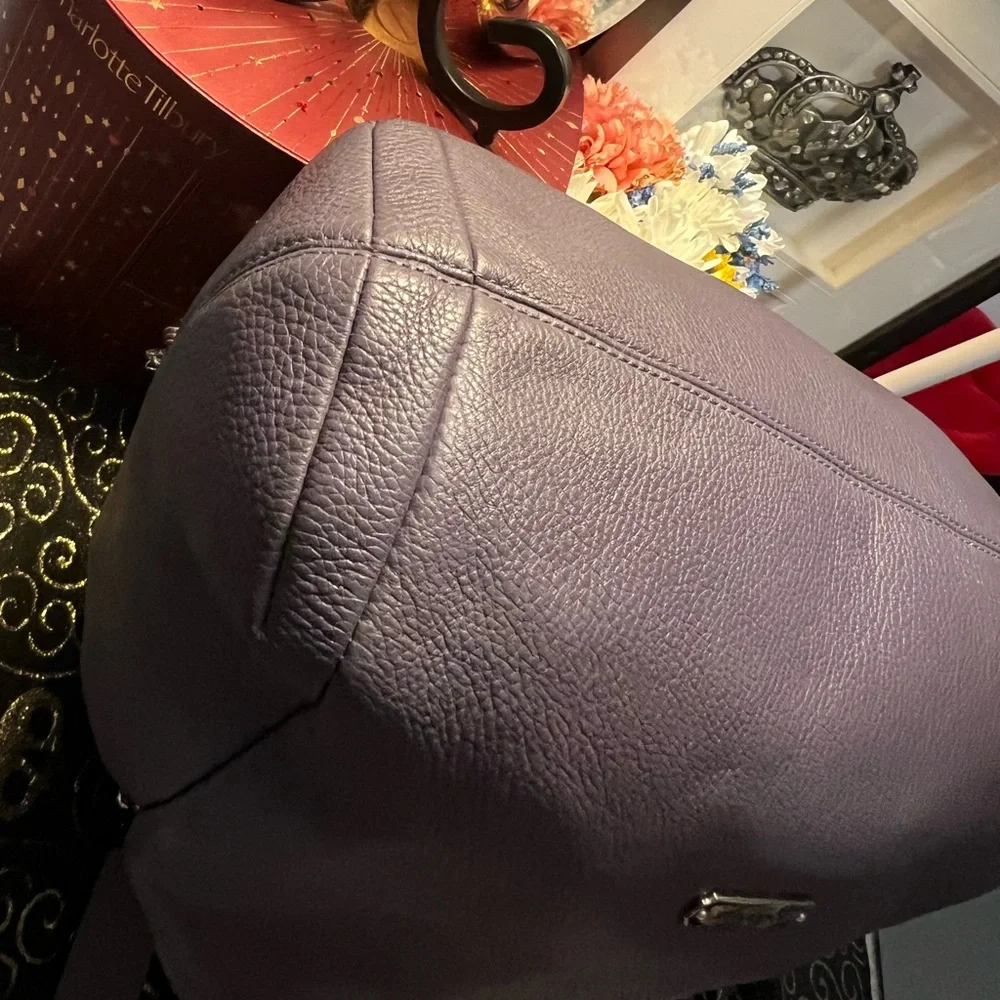 Coach 2013 Avery Purple Gray Leather Bucket Crossbody Bag